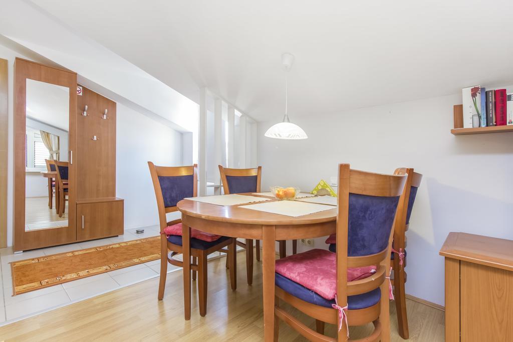 Oaza Tribunj Sea View Apartman Szoba fotó