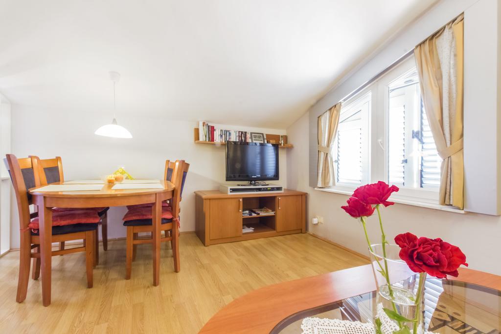Oaza Tribunj Sea View Apartman Szoba fotó